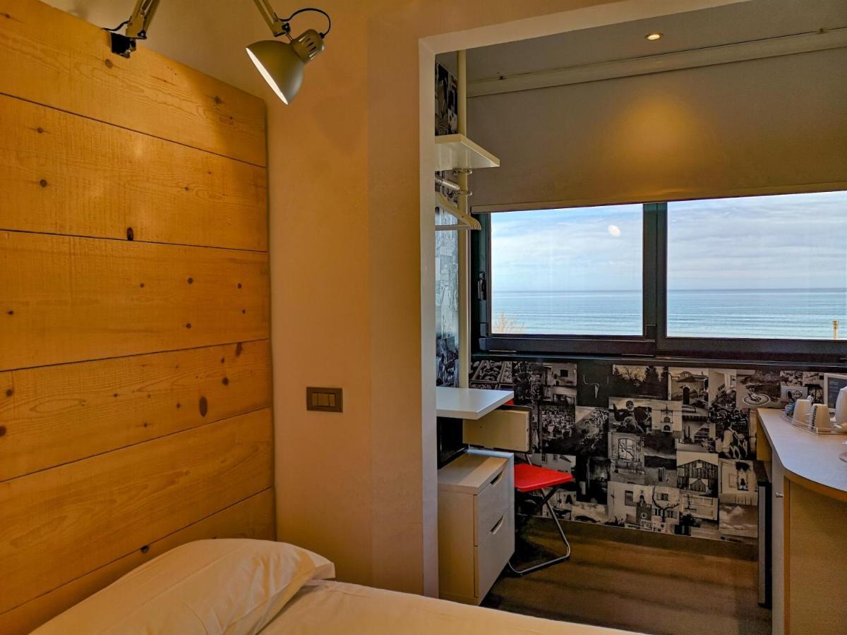Hotel Perla - The Storyhoteller Riccione Exterior photo